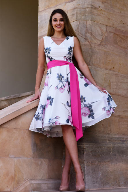 Moteriški ir jaunimo drabužiai - iš gamintojo: paltai, suknelės, kostiumai - Lenkija