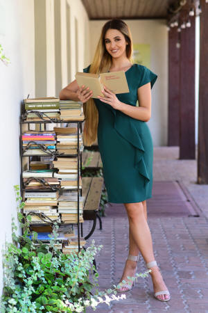 Moteriški ir jaunimo drabužiai - iš gamintojo: paltai, suknelės, kostiumai - Lenkija